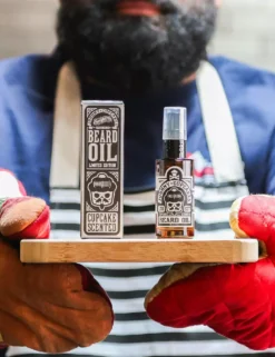 suavecito-x-johnny-cupcakes-beard-oil-2