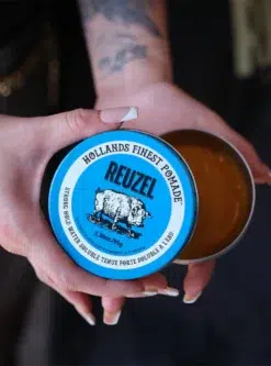 Reuzel Blue Pomade - High Shine Strong Hold 4