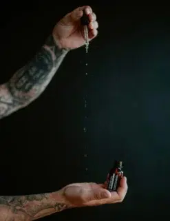 Apothecary 87 Sandalwood & Vanilla Beard Oil 30ml 2