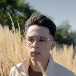 O'douds Matte Paste 97g - Matte Finish - Strong Hold Hair Styling Product - Adds Texture and volume - Head Shot 2